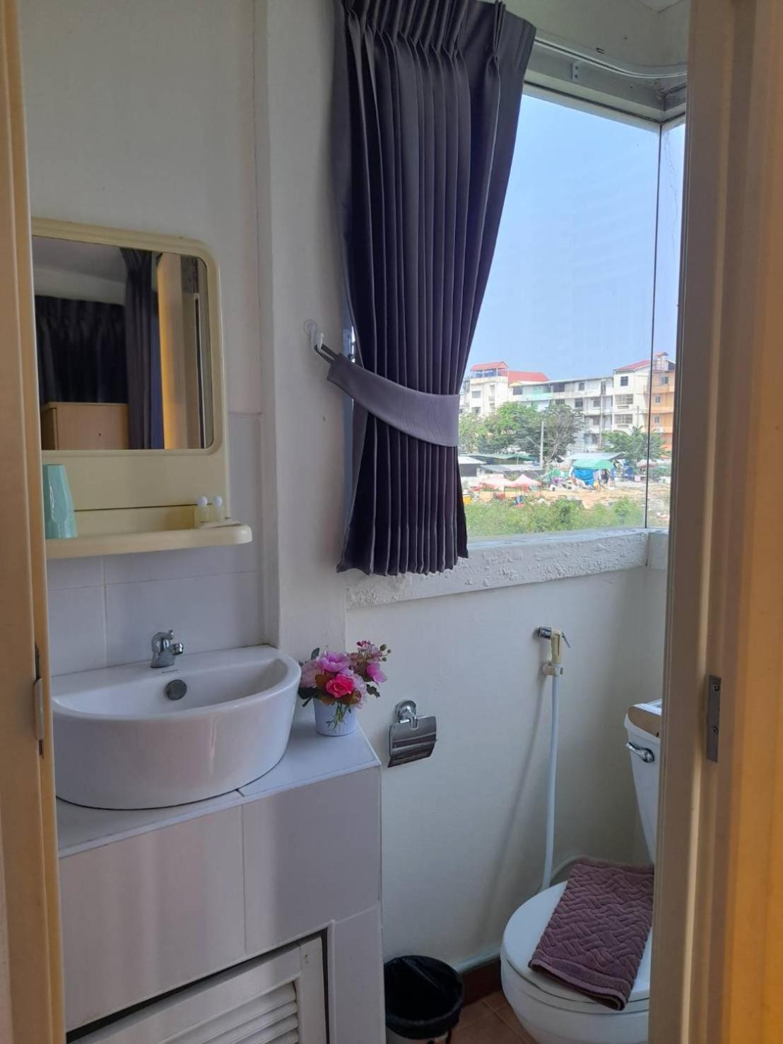 White House By Sorot ตึกขาวโดยโสรฬ Lejlighed Jomtien Beach Eksteriør billede