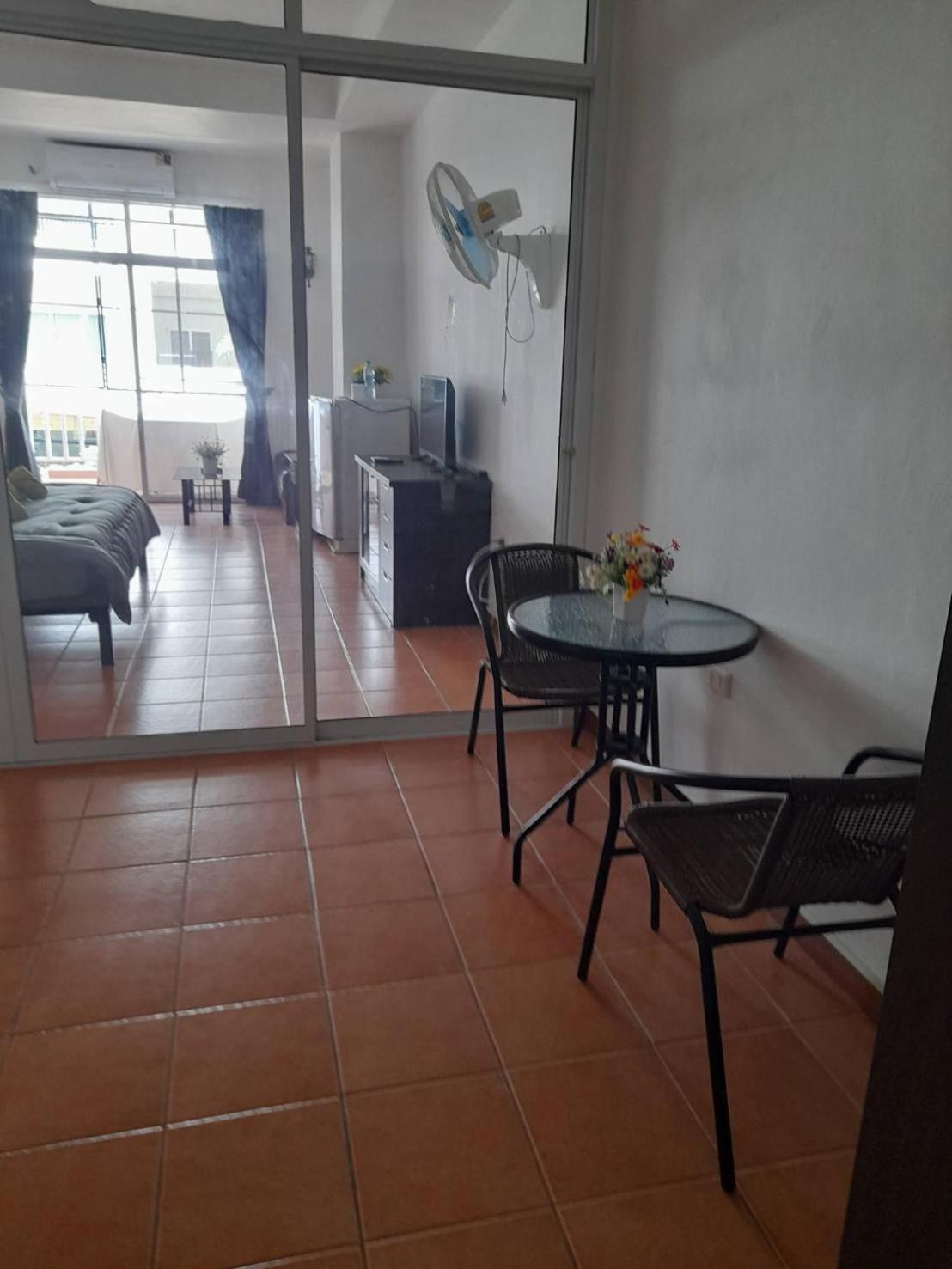 White House By Sorot ตึกขาวโดยโสรฬ Lejlighed Jomtien Beach Eksteriør billede